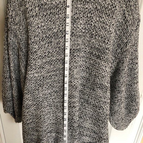 Ripcurl Cardigan Sweater. - Picture 3 of 9